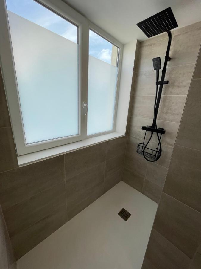 Apartament Emeraude Yourhosthelper Caen Zewnętrze zdjęcie